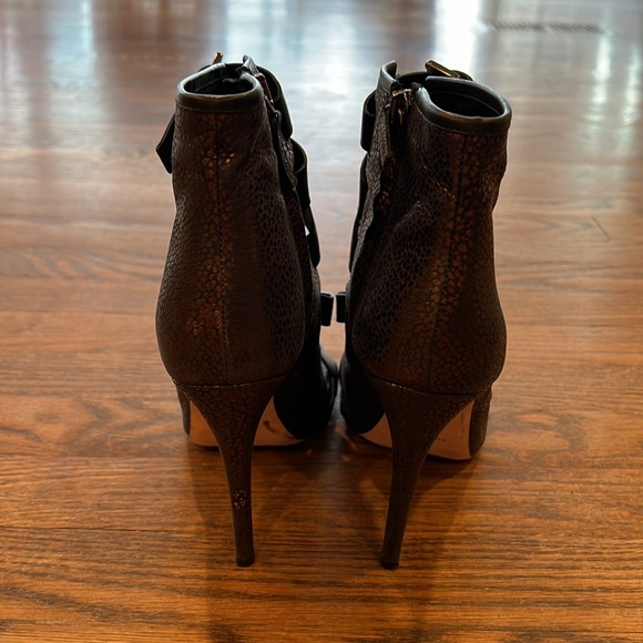 💕HP💕Diane von Furstenberg Radcliff Lace-Up Bootie metallic copper - Picture 8 of 13